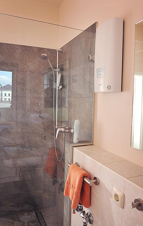 Apartmenthaus Stadt Metz Dresde Chambre photo