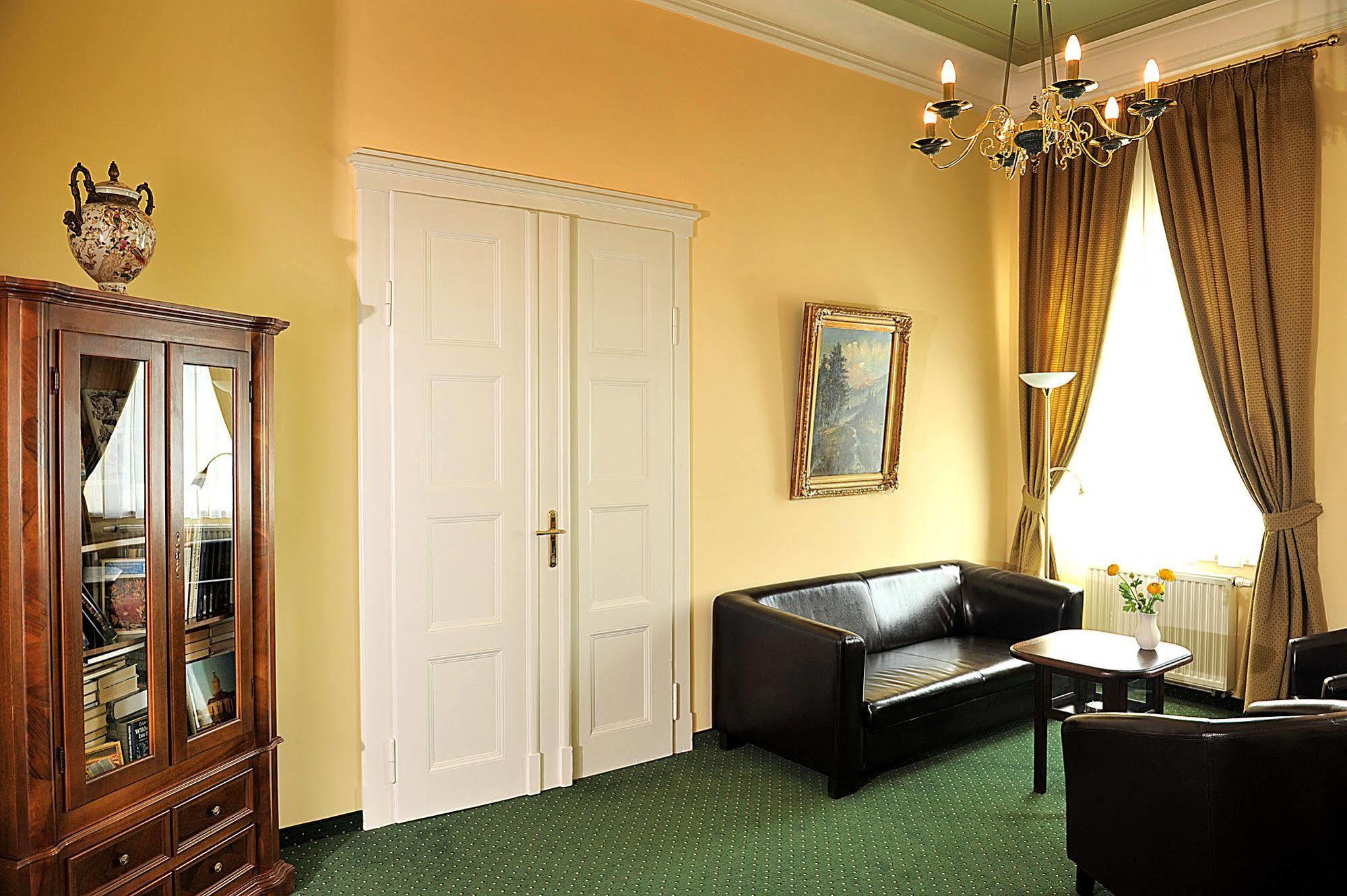 Apartmenthaus Stadt Metz Dresde Extérieur photo