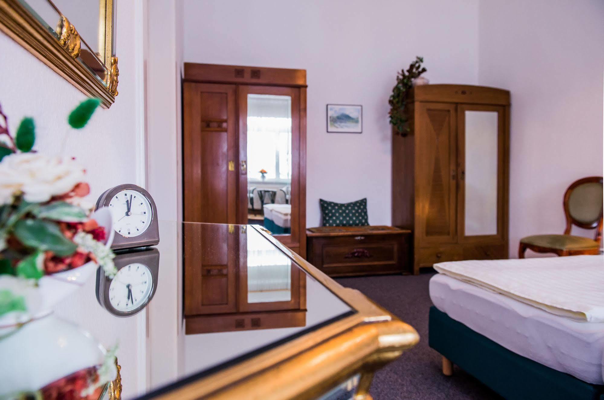 Apartmenthaus Stadt Metz Dresde Extérieur photo