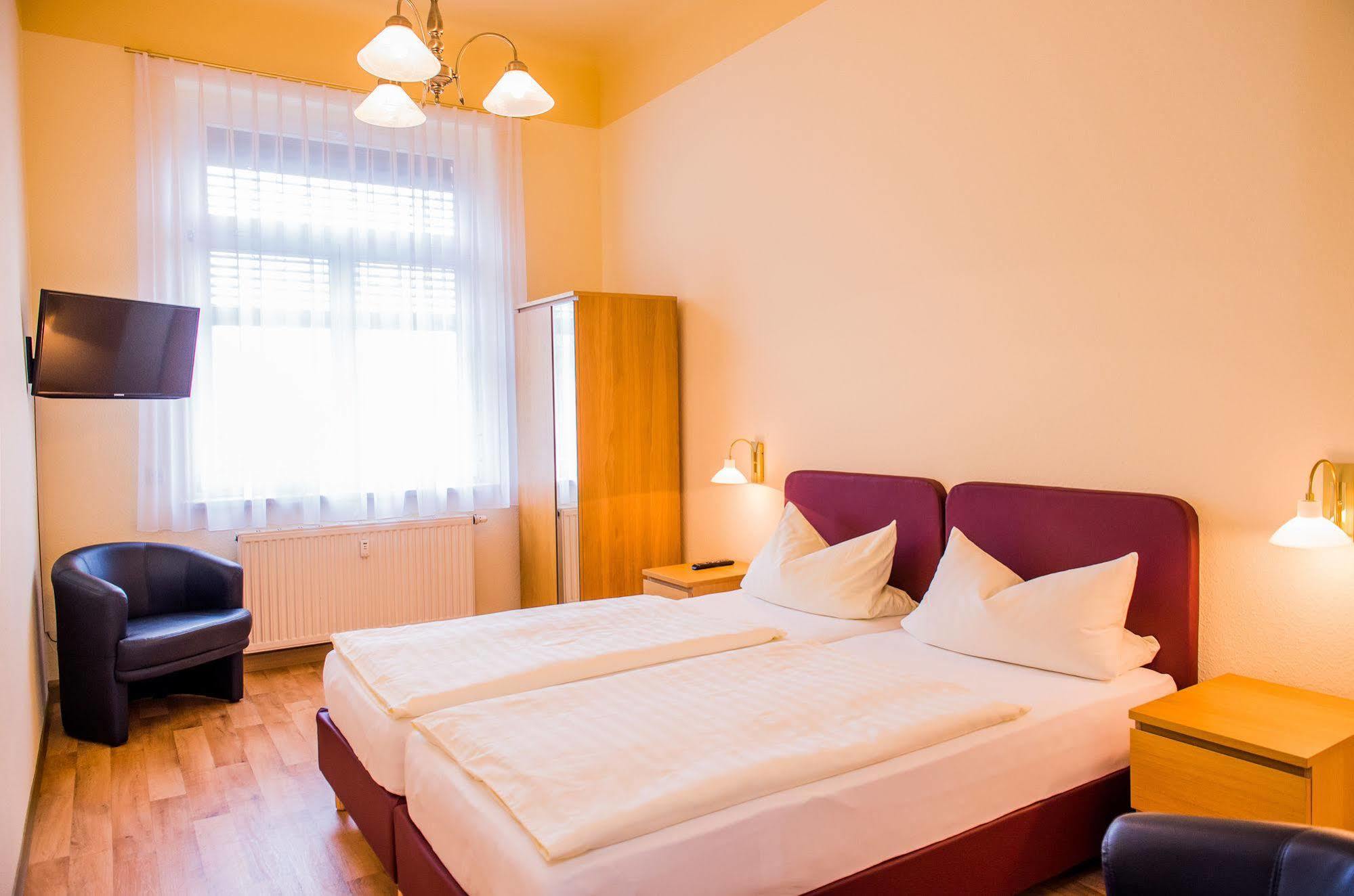 Apartmenthaus Stadt Metz Dresde Extérieur photo